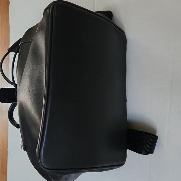 Coach Vintage Large Leather Backpack - Picture 7 of 17